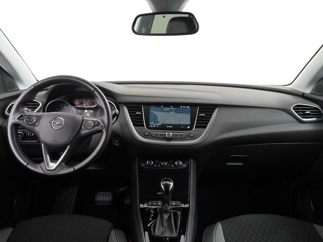Opel Grandland X AUTOM-8 T131PK Navi Camera Trekhaak Apple Carplay Android 18"lm Pdc Opel-Connect Dual-Ecc Elec.Achterklep AGR-Stoel+Verwarmd DAB Cruise Control Keyless Dodehoekwarning 1.2 Turbo Business Executive Innovation Automaat Regen-Lichtsensor Led Lane-Assist Blue