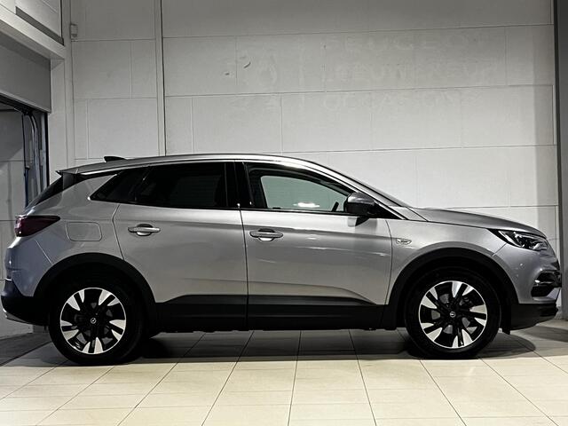 Opel Grandland X Innovation+ 1.2 Turbo 130pk | NAPPA LEDER | FULL LED | WINTERPACK | KEYLESS | 360° CAMERA | ELEK. A.KLEP | ISOFIX |