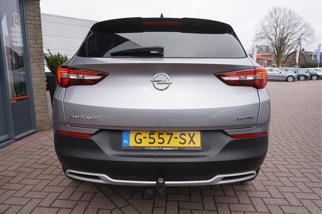 Opel Grandland X 1.2 Turbo Business Executive