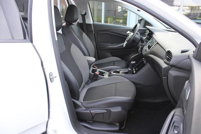 Opel Grandland X 1.2 Turbo Innovation Led/Trekhaak/Automaat