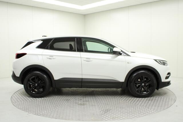 Opel Grandland X 1.2 T Online Edition | LED / Wifi / Navi / Climate / Carplay / Start/stop systeem