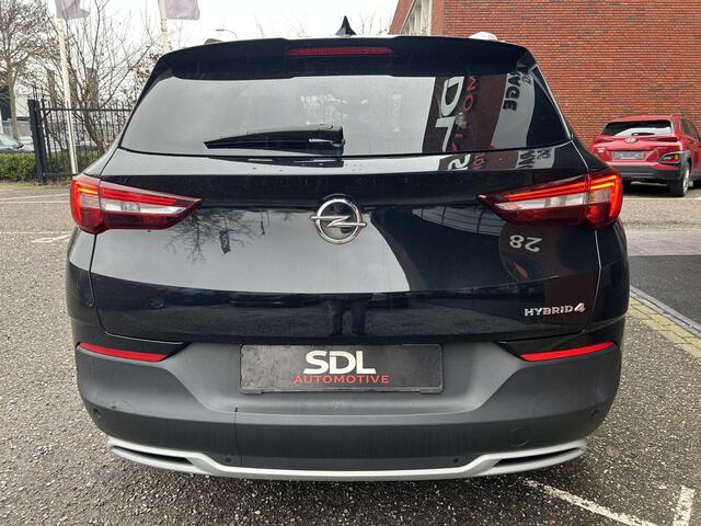 Opel Grandland X 1.6 Turbo Hybrid4 300PK!! Business Elegance // FULL LED // NAVI + CARPLAY // PDC V+A // STOELVERWARMING // CAMERA