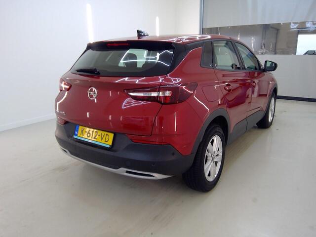Opel Grandland X 1.2 Turbo Elegance Automaat / Navi / Stuur&Stoelverwarming / Cruise / Parkeersensoren