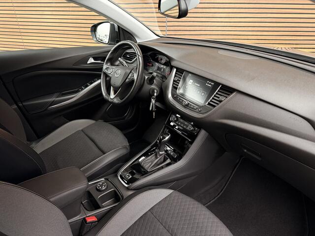Opel Grandland X 1.2 Turbo Business Executive Navi / Carplay / Stoel en Stuur verwarming / AGR