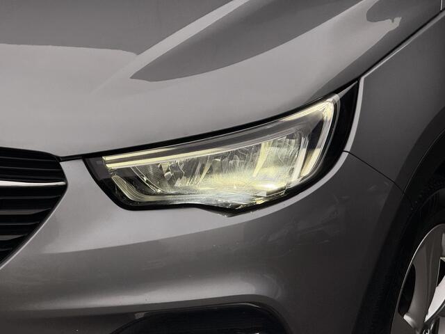 Opel Grandland X 1.2 Turbo Business Executive Navi / Carplay / Stoel en Stuur verwarming / AGR