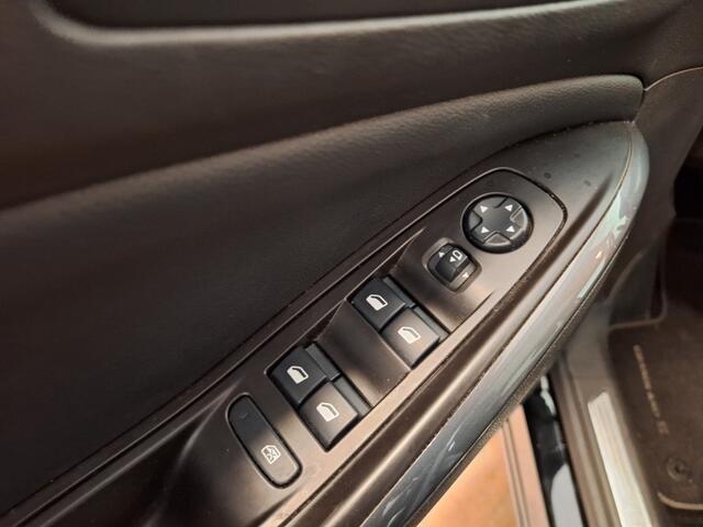 Opel Grandland X 1.2 Turbo 120 Jaar Edition