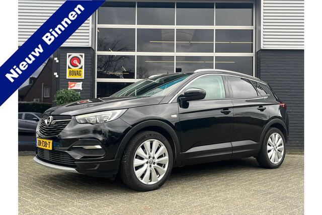 Opel Grandland X 1.2 Turbo Executive, Airco, CarPlay, Cruise, Lane Assist, Trekhaak, PDC, NAP