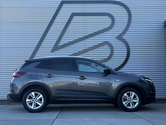 Opel Grandland X 1.2 Turbo Business + 2e Eigenaar|Navi|Camera|Trekhaak|D-riem v.v. in 2025|Clima|Cruise|Carplay|N.A.P|APK tot 02-2027