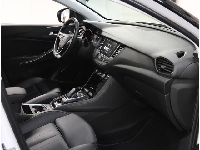 Opel Grandland X 225PK Hybrid Ultimate | 1ste eigenaar | LEER | Stoelkoeling/Stoel/Voorruitverwarming | FULL LED | AGR Stoelen | Denon Sound | 360'Camera | Trekhaak | Two-tone | Privacy Glass | AppleCarPlay/AndroidAuto | Navigatie | Cruise Control | Keyless | Isofix | Ele