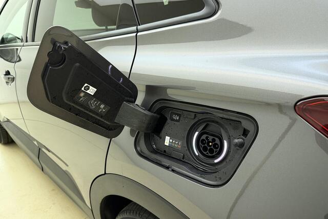 Opel Grandland X 1.6 Turbo Hybrid Business Edition | Navigatie | Stoelverwarming | Climate & Cruise Control | Achteruit Rijd Camera |