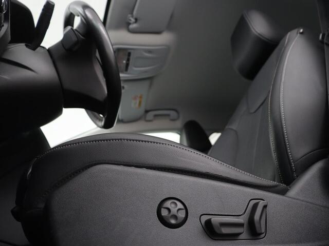 Opel Grandland X 1.6 Turbo Hybrid Elegance | Stoelventilatie | Leder | Trekhaak | 360 Camera | Carplay | Stoelverwarming | Navigatie | Full LED | Cruise control | Bluetooth | Climate control | PHEV | Plug In