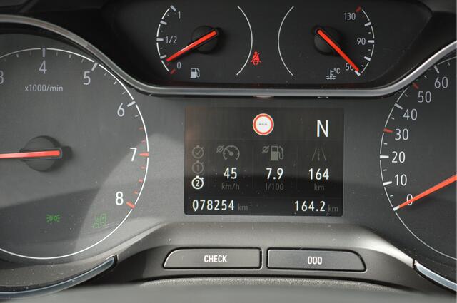 Opel Grandland X 1.2 Turbo Innovation | Vol opties! Pano/360/Leder | Nieuwe distributieriem in 2024 | Met 12 maanden Bovag garantie!