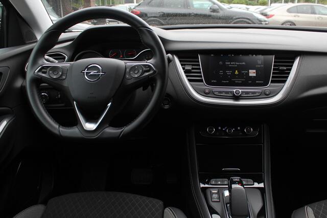Opel Grandland X 1.6 Turbo Hybrid Business Elegance / SoH 88,4% / Trekhaak / 360Camera / CarPlay / Navigatie / Keyless / 19'' / Stoel+Stuurverwarming / Dodehoek / DAB / Cruise Control