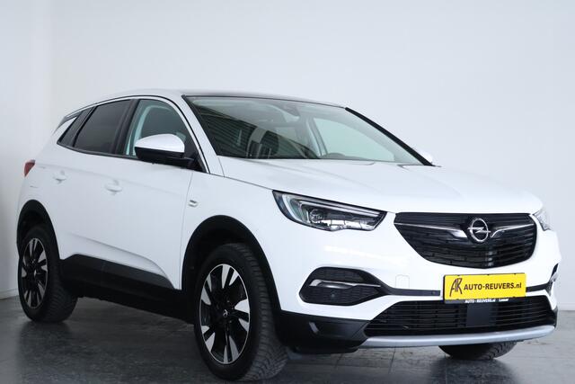 Opel Grandland X 1.2 Turbo Innovation / Panorama / Navi / LED / CarPlay / Clima