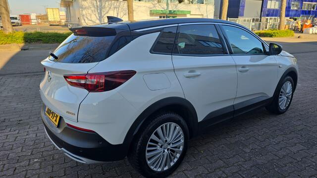 Opel Grandland X 1.2 Turbo Innovation 360 cam automaat pano