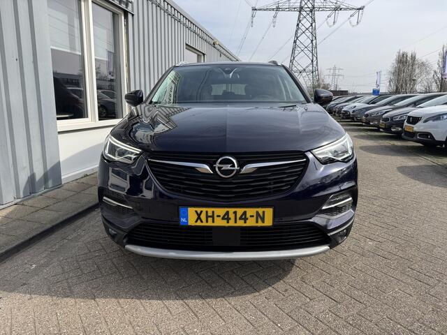 Opel Grandland X 1.2 Turbo Business Executive