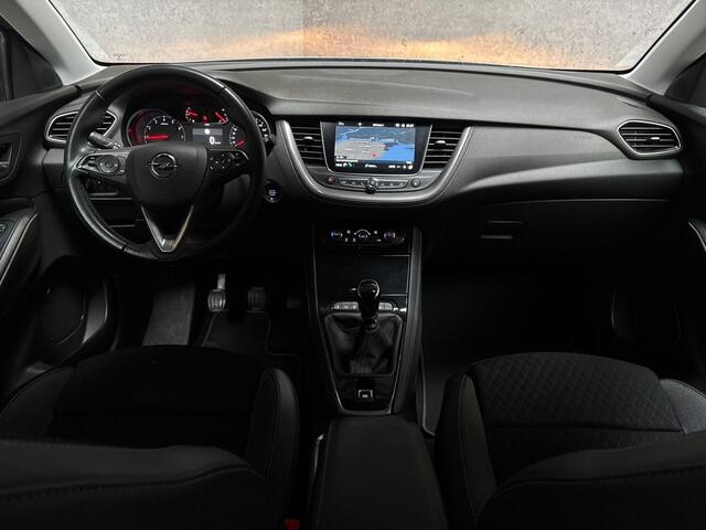 Opel Grandland X 1.2 Turbo Sport (APPLE CARPLAY, GROOT NAVI, CLIMATE, LEDER, TREKHAAK, KEYLESS, SPORTSTOELEN, GETINT GLAS, ELEK ACHTERKLEP, NIEUWSTAAT)