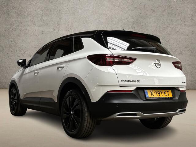 Opel Grandland X 1.2 Turbo Sport (APPLE CARPLAY, GROOT NAVI, ZWART DAK, CLIMATE, CAMERA, LEDER, SPORTSTOELEN, CRUISE, GETINT GLAS, NIEUWSTAAT)