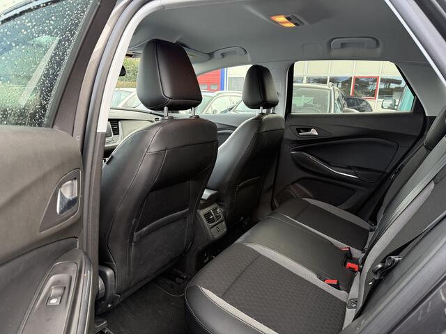 Opel Grandland X BWJ 2020 1.2 130 PK Turbo Business Executive NIEUW BINNEN !!