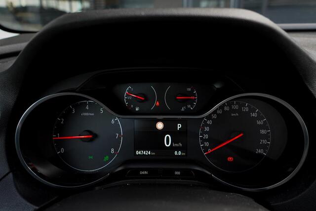 Opel Grandland X 1.2 Turbo Innovation Aut / Trekhaak / Carplay / Navi