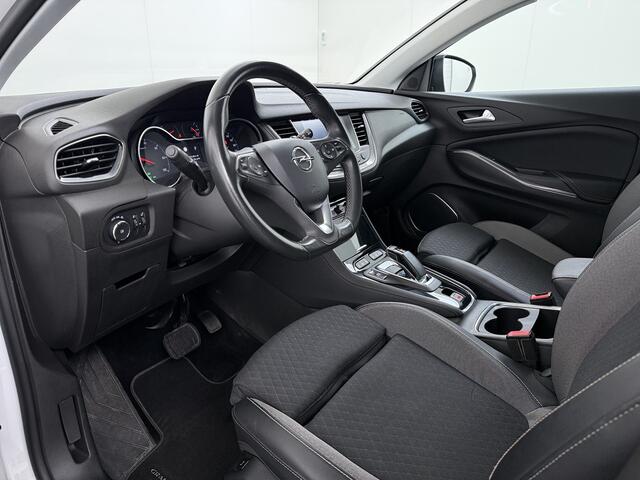 Opel Grandland X 1.6T 225pk PHEV Hybride AUT-8. Navi 360°Camera 1/2 Leer Apple Carplay Android Two-Tone AGR-Comfort Stoelen StoelverwarmingAuto Elegance Elek.Achterklep Led Privacy Glas Lmv Isofix DAB Bluetooth Lane Assist Regen-Lichtsensor Keyless 1e Eigenaar Dealeronder