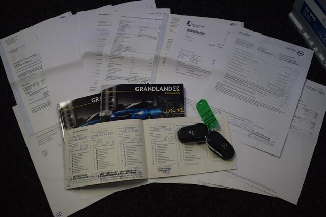 Opel Grandland X 1.2 Turbo Innovation Automaat 360 Camera Stoel en Stuurwielverwarming