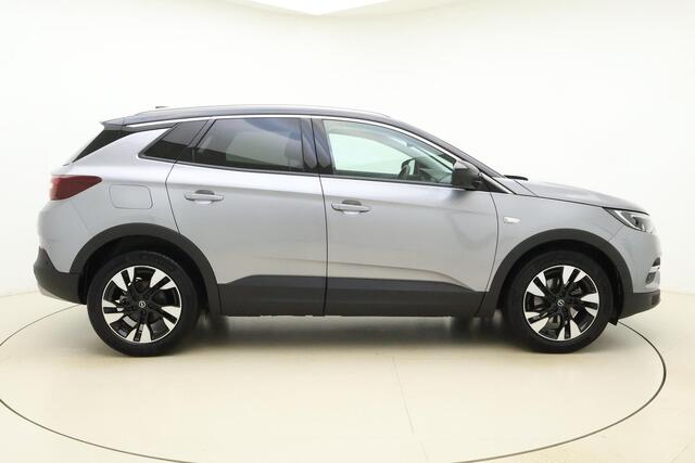 Opel Grandland X 1.2 Turbo 130pk Innovation | Navigatie | Camera | Climate control | Elektrische achterklep | LED koplampen | Lichtmetalen velgen | Zwart dak