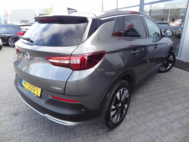 Opel Grandland X | 1.2 Turbo Innovation | NL-AUTO | PANODAK | NAVI | LEDER | STOELVERWARMING