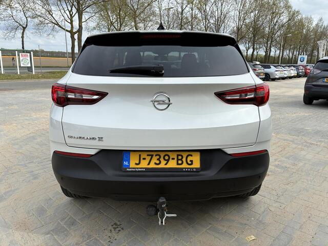 Opel Grandland X 1.2 Turbo 130Pk Edition Automaat | Navigatie | Climate Control | Camera | Parkpilot | Cruise control | LED | DAB | LM-Velgen
