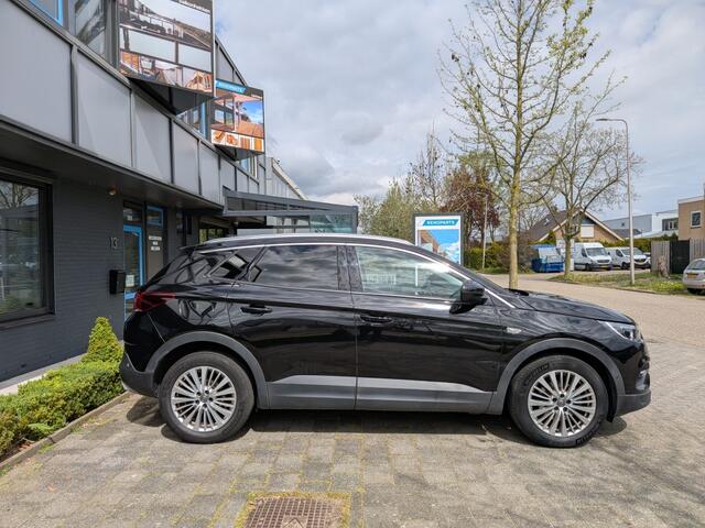 Opel Grandland X 1.2 Turbo Bns Exec.