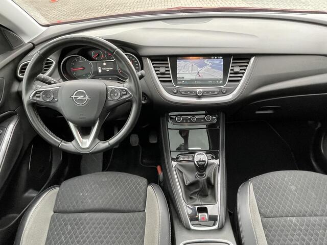 Opel Grandland X 1.2 Turbo Business Executive AKTIE PRIJS SUPER NETTE AUTO - Dealer ond. incl. Service EN NW DISTRIBUTIE en 6m garantie | NW 18"LMV | PANDO DAK | LED | Carplay | LMV | Cruise | AGR