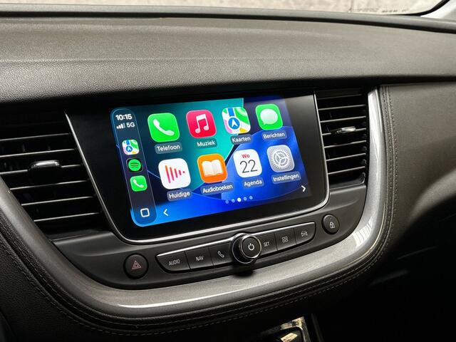 Opel Grandland X 1.2 Turbo Innovation Automaat (APPLE CARPLAY, GROOT NAVI, LEDER, STUUR/STOELVERWARMING, SPORTSTOELEN, GETINT GLAS, PARKEERSENSOREN, NIEUWSTAAT)