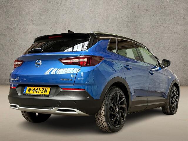 Opel Grandland X 1.6 Turbo Hybrid4 Ultimate 301Pk Automaat (APPLE CARPLAY, STOELKOELING/VERWARMING, MEMORY SEATS, LEDER, 360 CAMERA, TREKHAAK, ADAPTIVE CRUISE, GETINT GLAS, NIEUWSTAAT)