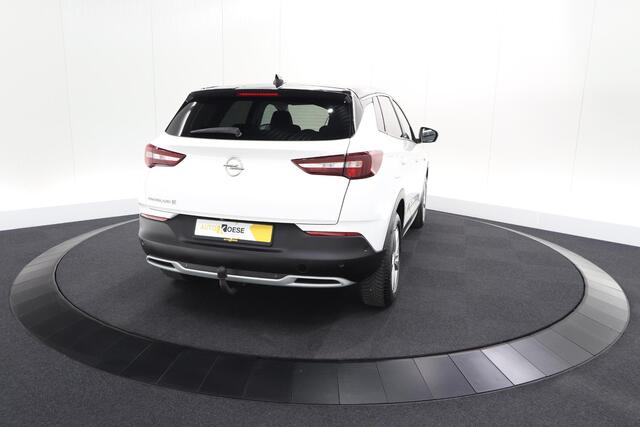 Opel Grandland X 130 Turbo AT8 Business Elegance | Trekhaak | Elektrische Kofferklep | Camera | Apple Carplay