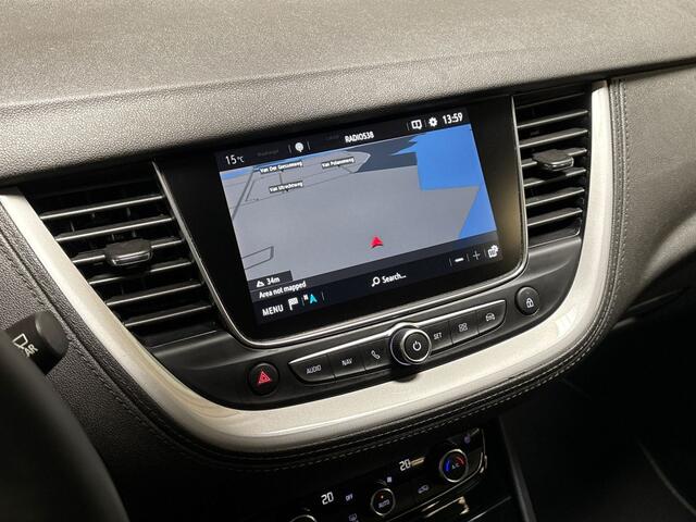 Opel Grandland X 1.2 Turbo Sport Automaat (APPLE CARPLAY, GROOT NAVI, CLIMATE, STUUR/STOELVERWARMING, SPORTSTOELEN, PARKEERSENSOREN, GETINT GLAS, CRUISE, NIEUWSTAAT)