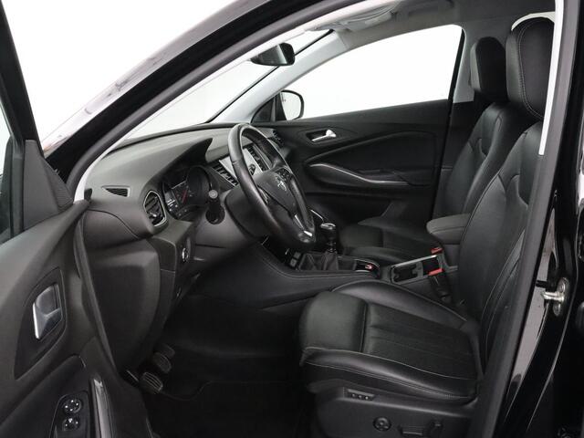 Opel Grandland X 1.2 Turbo Innovation | Stoelventilatie | Leder | Trekhaak | Camera | Carplay | Side Assist | Stoelverwarming | Full LED | Keyless | Climate control | Navigatie | Cruise control