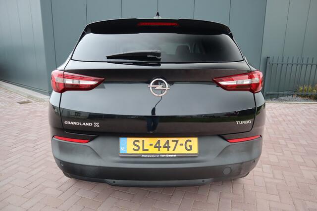 Opel Grandland X 1.2 Turbo Online Edition Navigatie Comfort stoelen Afneembare Trekhaak Etc. Etc.