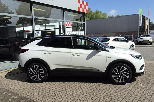 Opel Grandland X 1.6 Turbo Innovation