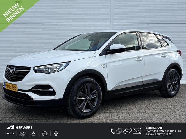 Opel Grandland X 1.2 Turbo 120 Jaar Edition / Trekhaak ( 1400 kg ) / Cruise control / Navigatiesysteem full map /