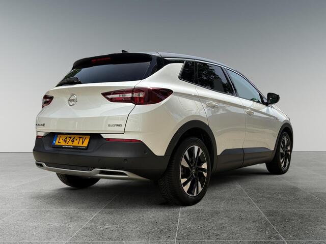 Opel Grandland X Innovation+ 1.2 Turbo 130pk | TWO-TONE! | AGR-STOELEN | ELEK. A. KLEP | CAMERA | FULL LED | KEYLESS | NAVI | APPLE CARPLAY / ANDROID AUTO | ISOFIX |