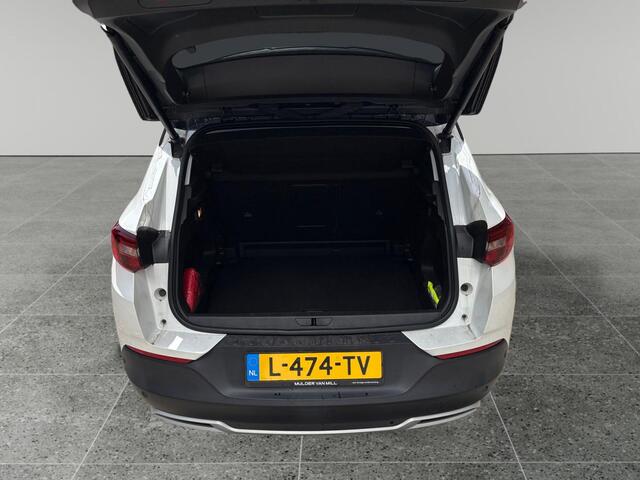 Opel Grandland X Innovation+ 1.2 Turbo 130pk | TWO-TONE! | AGR-STOELEN | ELEK. A. KLEP | CAMERA | FULL LED | KEYLESS | NAVI | APPLE CARPLAY / ANDROID AUTO | ISOFIX |