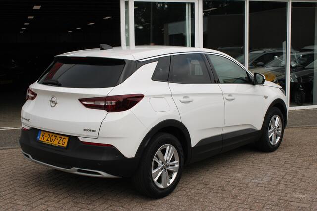 Opel Grandland X 1.2 Turbo Business Elegance