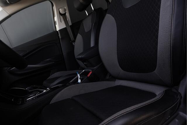 Opel Grandland X 1.6 Turbo Hybrid4 Ultimate | Trekhaak | Camera | Stoelver.