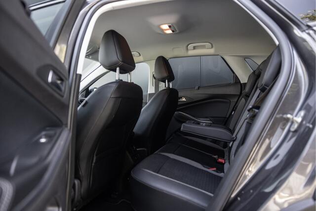 Opel Grandland X 1.6 Turbo Hybrid4 Ultimate | Trekhaak | Camera | Stoelver.