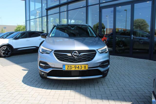 Opel Grandland X 1.6 Turbo Ultimate NAVI /CAMERA/ Stoel. stuur verw.