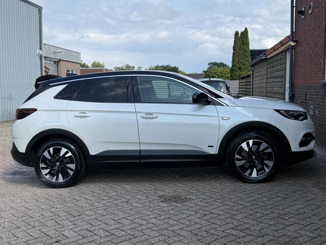 Opel Grandland X 1.6 Turbo Hybrid Business Elegance 181pk | TREKHAAK | CAMERA | NAVI | FULL LED | PARELMOER WIT |