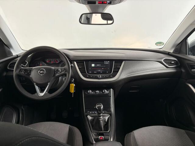 Opel Grandland X 1.2 Turbo Business Executive