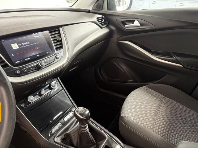 Opel Grandland X 1.2 Turbo Business Executive