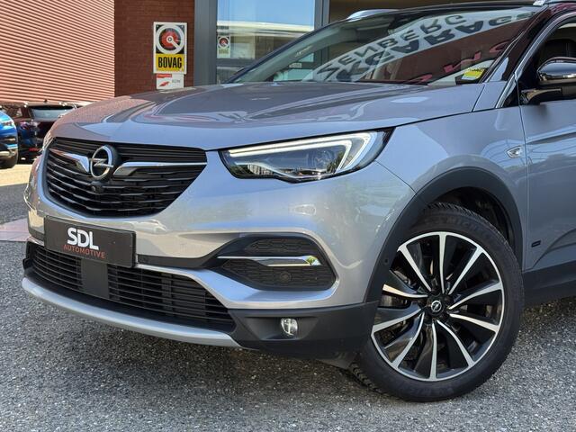 Opel Grandland X 1.6 Turbo Hybrid4 Ultimate // TREKHAAK // NAVI // ADAPTIVE CRUISE // CLIMA // CAMERA // MEMORY SEATS // DAB RADIO //