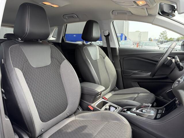 Opel Grandland X 1.6 Turbo Hybrid4 Business Executive